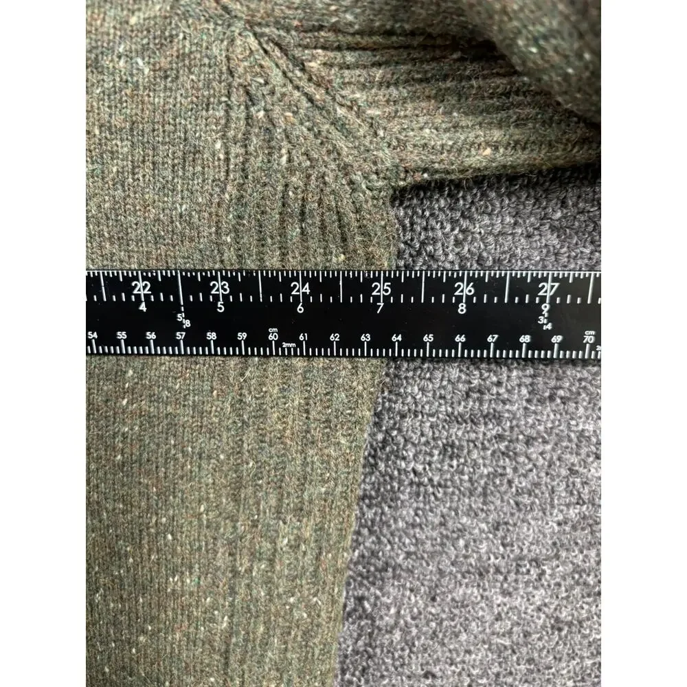 Eddie Bauer Lambswool Knit Sweater Mens Size L Olive Green V-Neck Long Sleeve